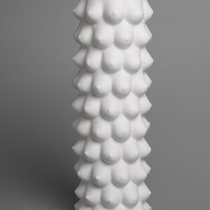 NIB Jonathan Adler Georgia Muse Vase Rare and Discontinued!